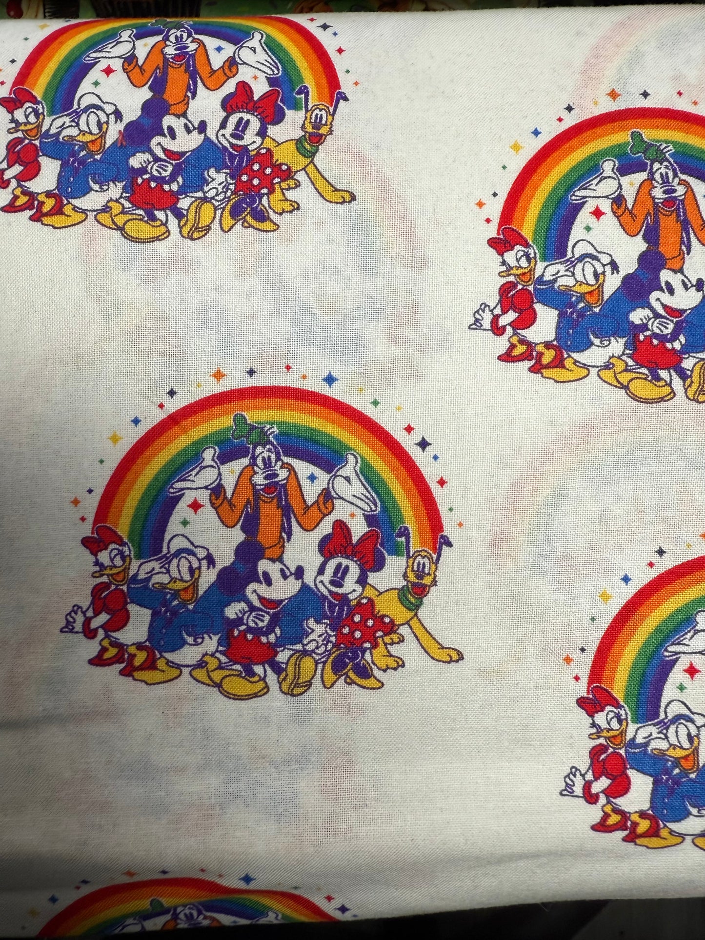 Pride Micky and Friends Rainbow