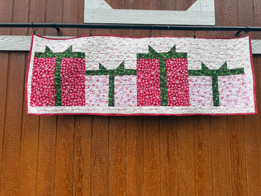Christmas gifts table runner